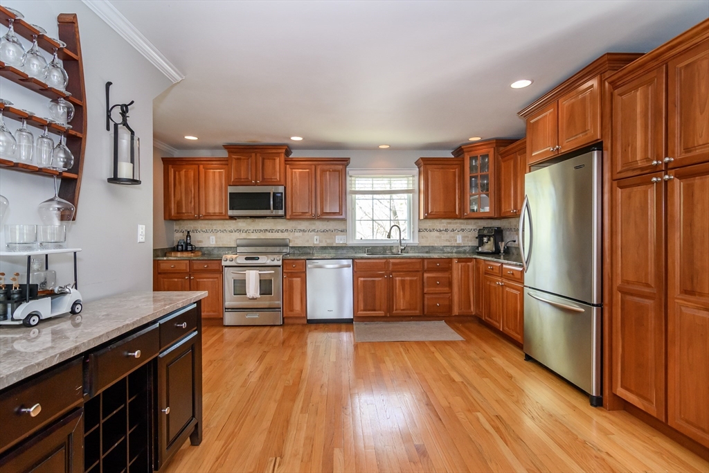 7 Westview Ave 7