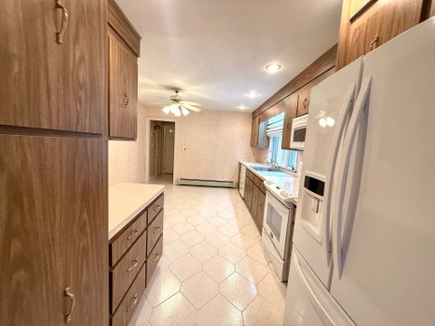 Photo of 105 Princeton St #1, Medford, MA 02155 (MLS # 73592451)