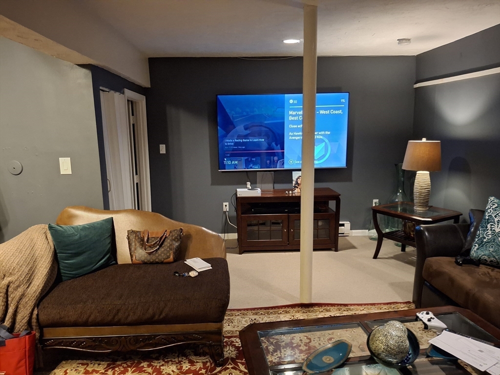 217-221 Highland Ave 1st level