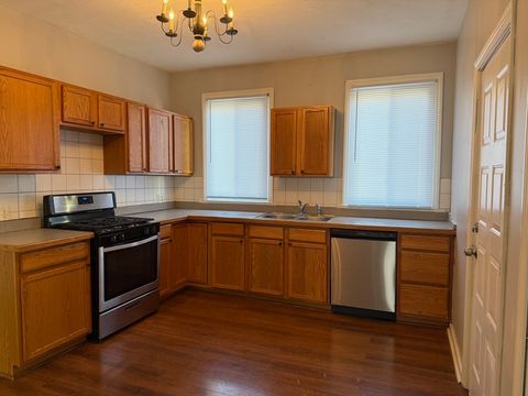 Photo of 231 Allen Street #1, New Bedford, MA 02740 (MLS # 73444994) Photo of 231 Allen Street #1, New Bedford, MA 02740 (MLS # 73444994)