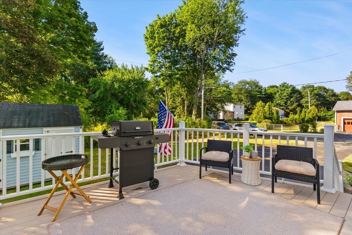 109 Lincoln Rd, Rockland, MA Photo #8
