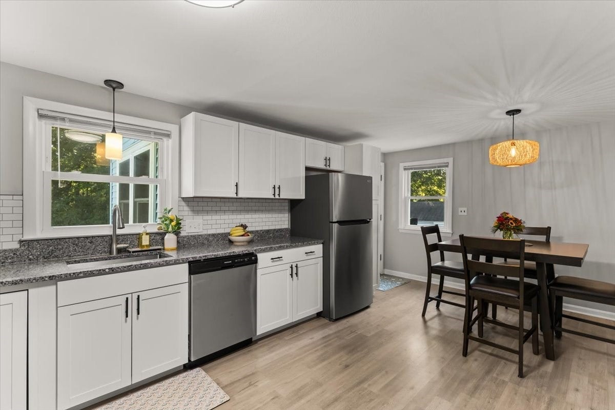 109 Lincoln Rd, Rockland, MA Photo #14
