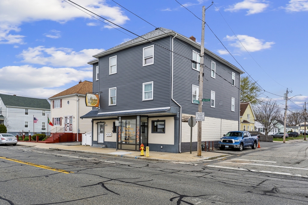 472 Waterman Ave
