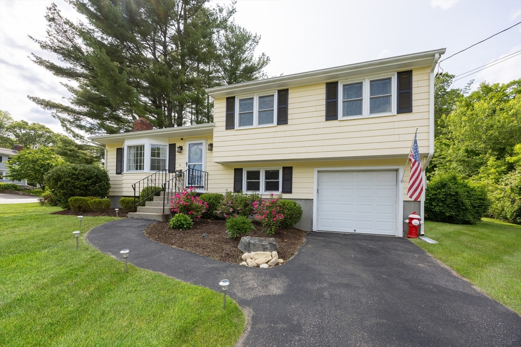 4 Roberta Cir