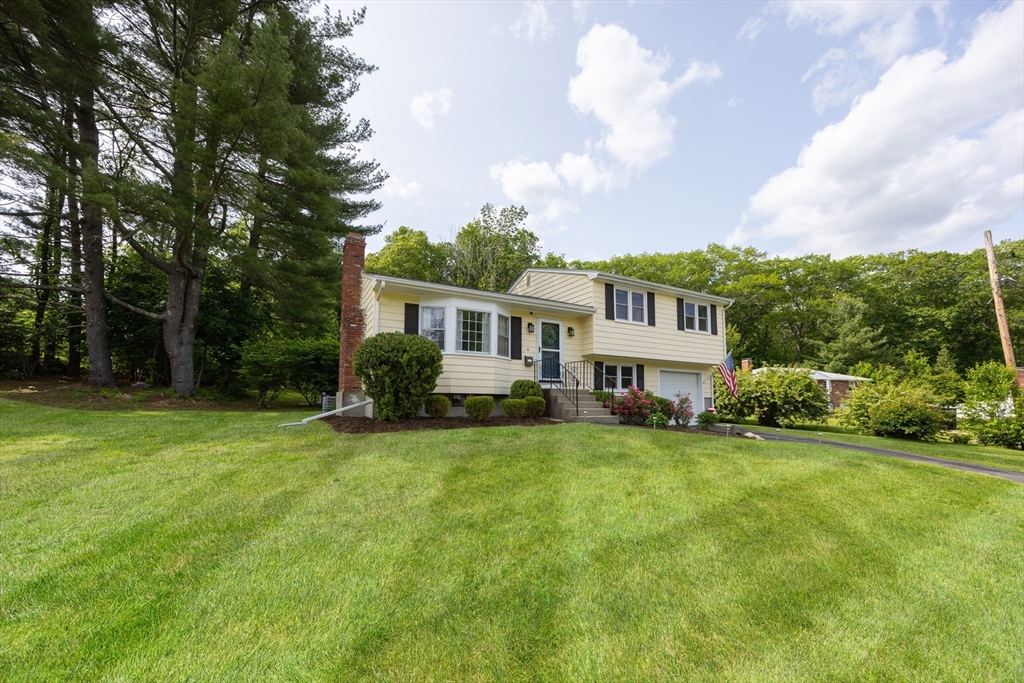 4 Roberta Cir