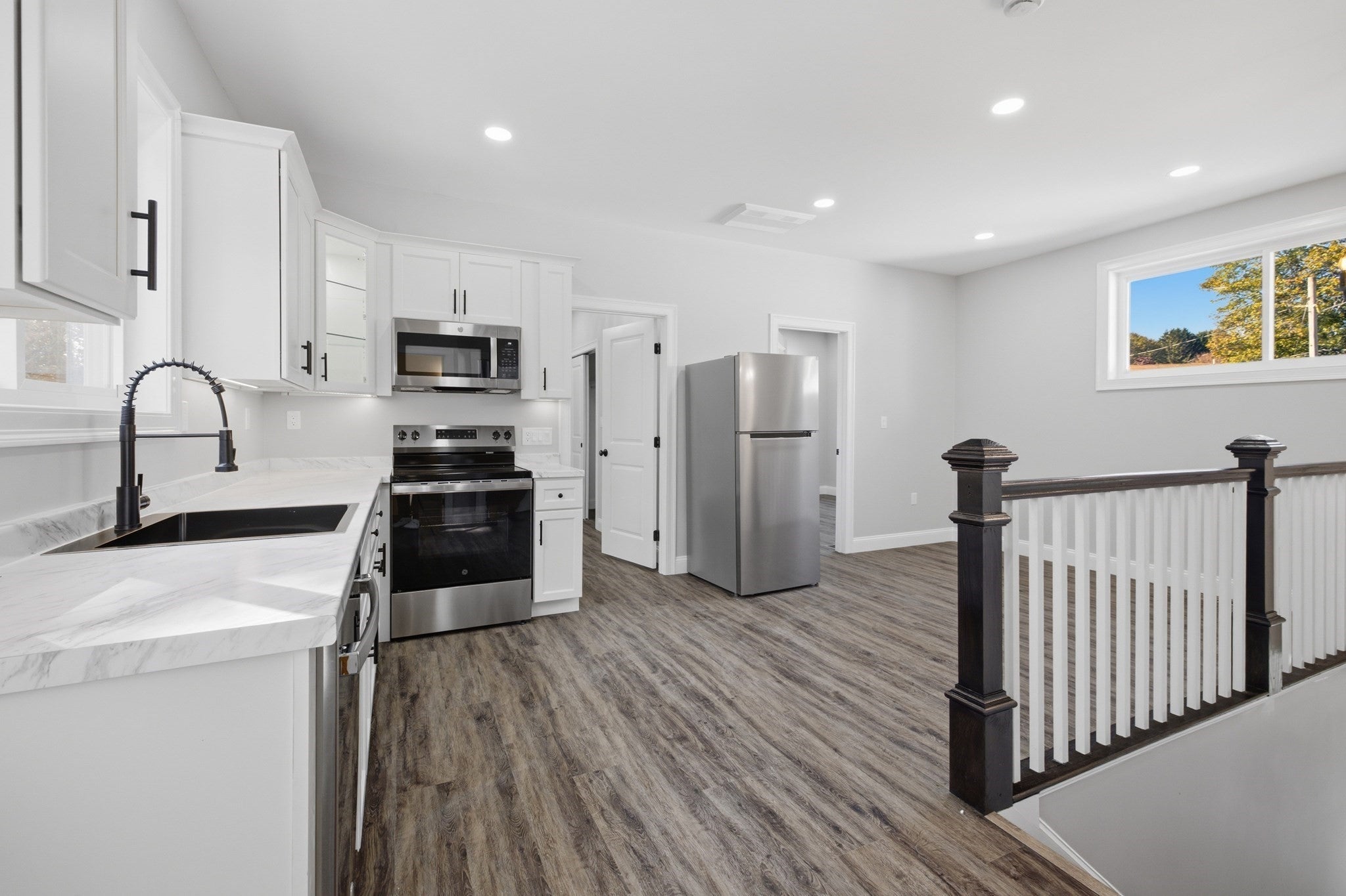 44A Topsfield Cir, Shrewsbury, MA Photo #18