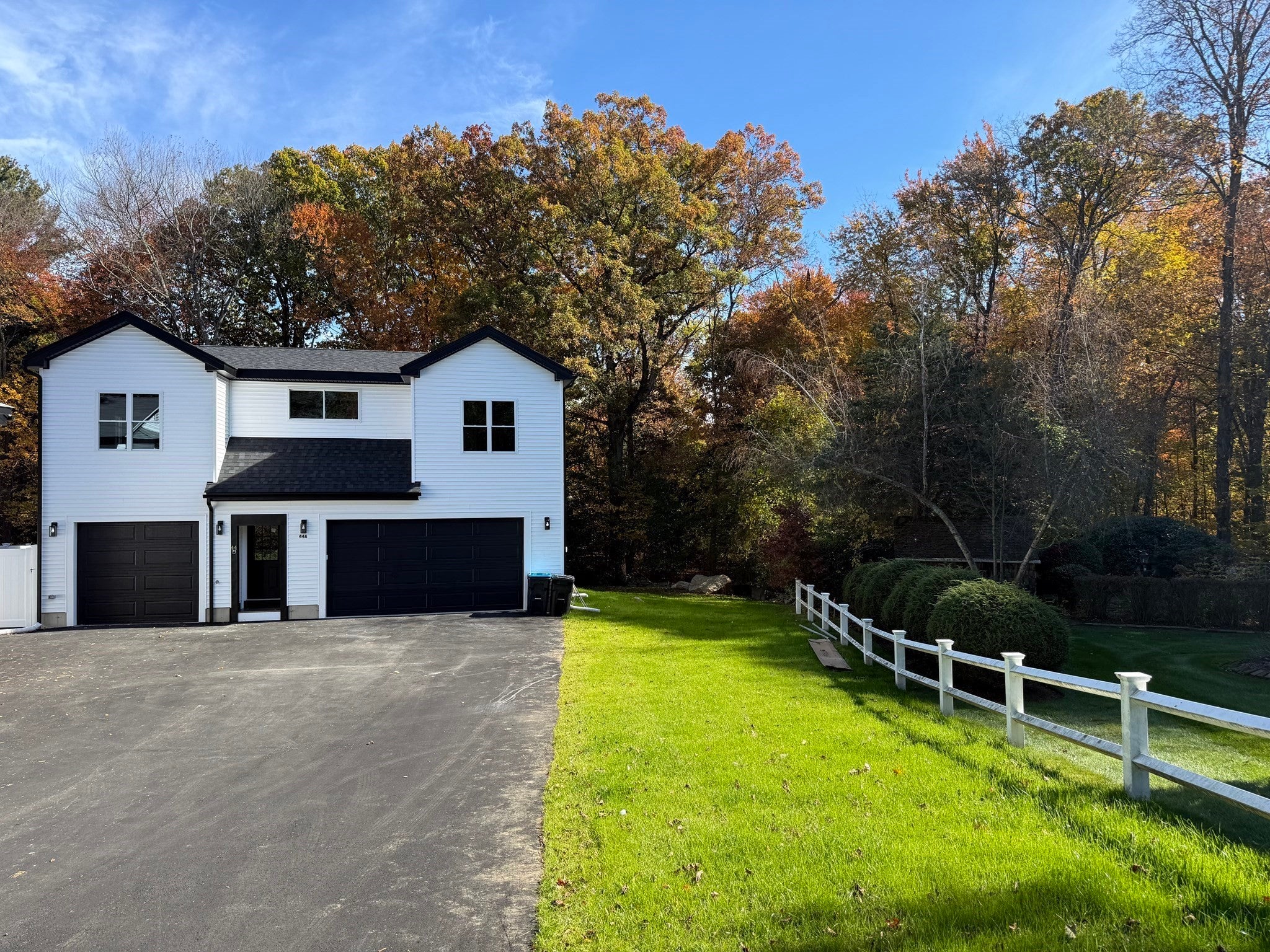 44A Topsfield Cir, Shrewsbury, MA Photo #2