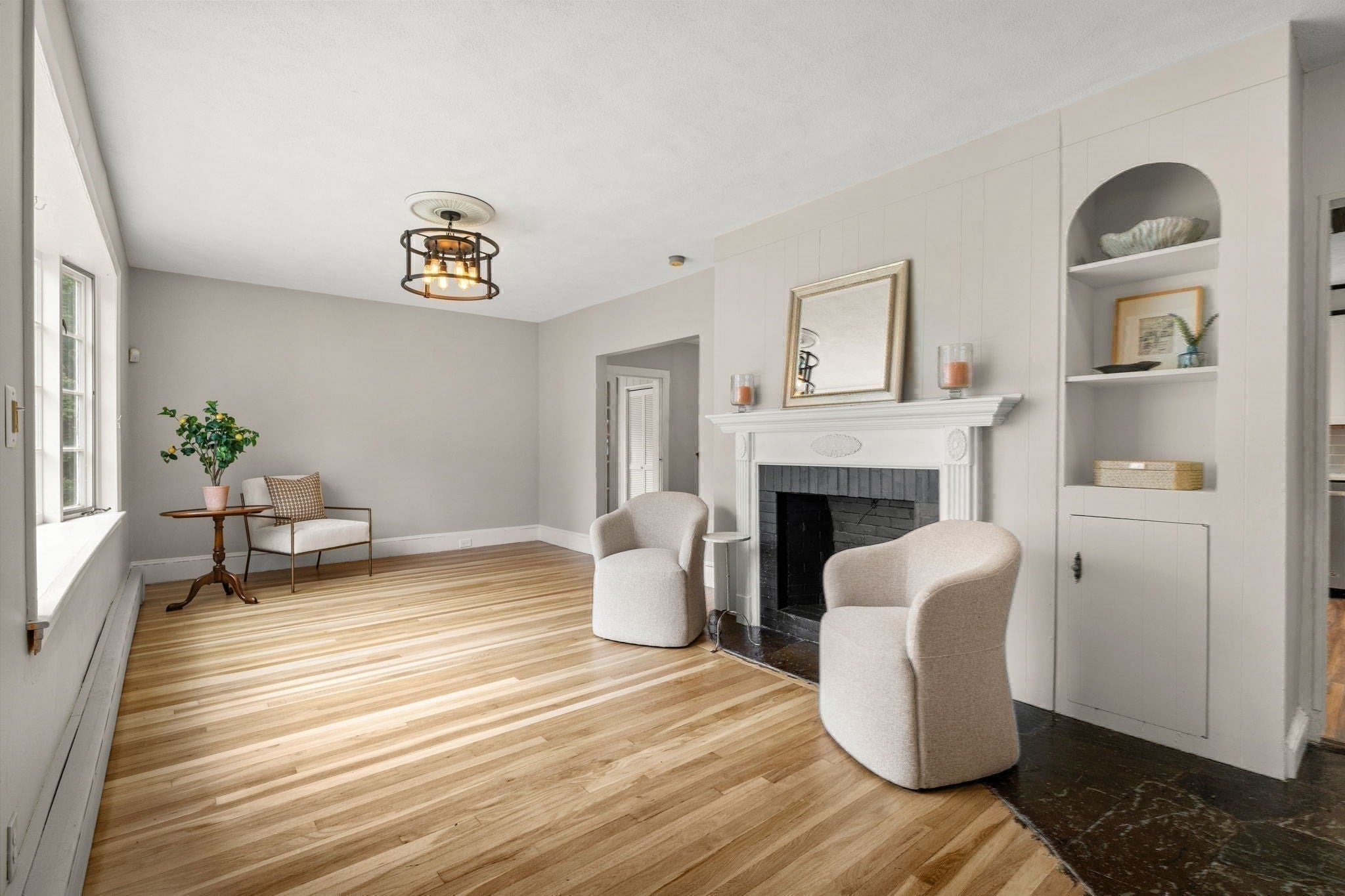 60 Sassamon Ave