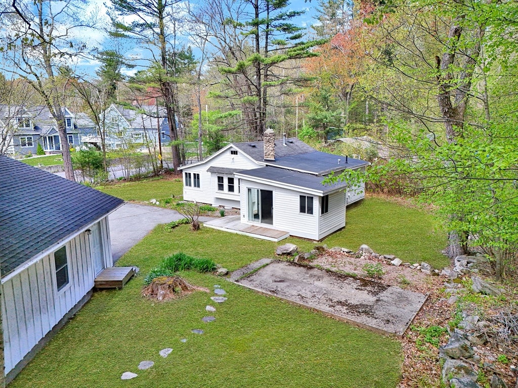 85 Colonial Dr