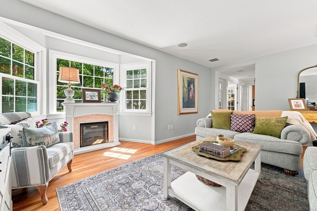 26 Concord Rd, Acton, MA, 26 Concord Rd, Acton, MA Photo #6