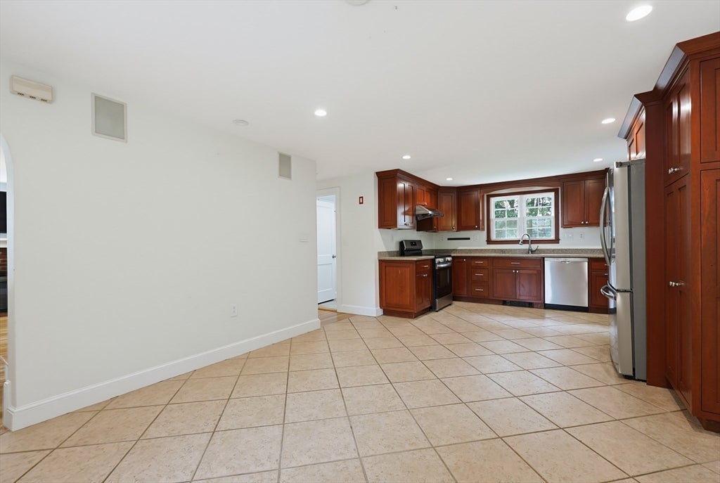 50 Rustic Rd, Walpole, MA, 50 Rustic Rd, Walpole, MA Photo #17