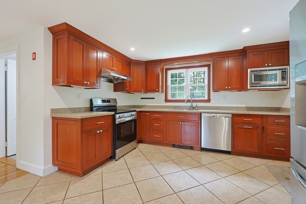 50 Rustic Rd, Walpole, MA, 50 Rustic Rd, Walpole, MA Photo #21