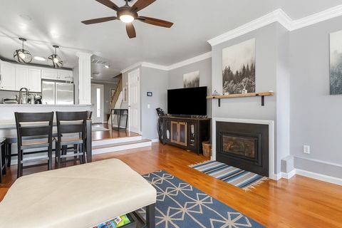 20 Westcliff Dr 20 Plymouth MA 02360