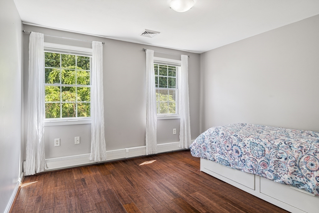 Methuen, Massachusetts 01844, United States, 4 Bedrooms Bedrooms, ,3 BathroomsBathrooms,Residential,Active,167349