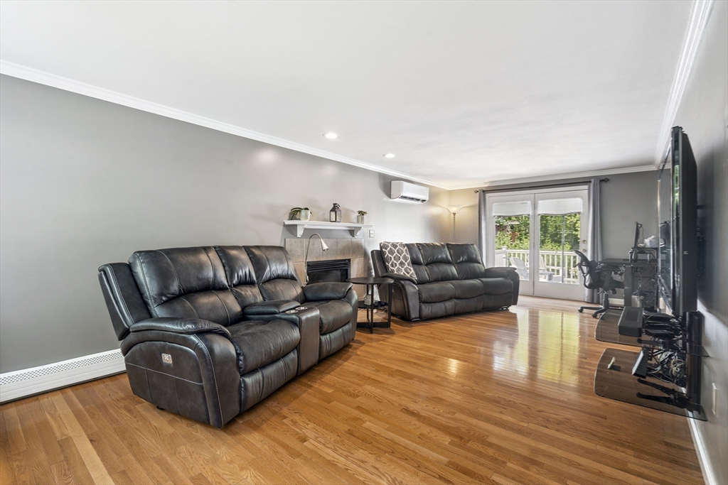 Methuen, Massachusetts 01844, United States, 4 Bedrooms Bedrooms, ,3 BathroomsBathrooms,Residential,Active,167349