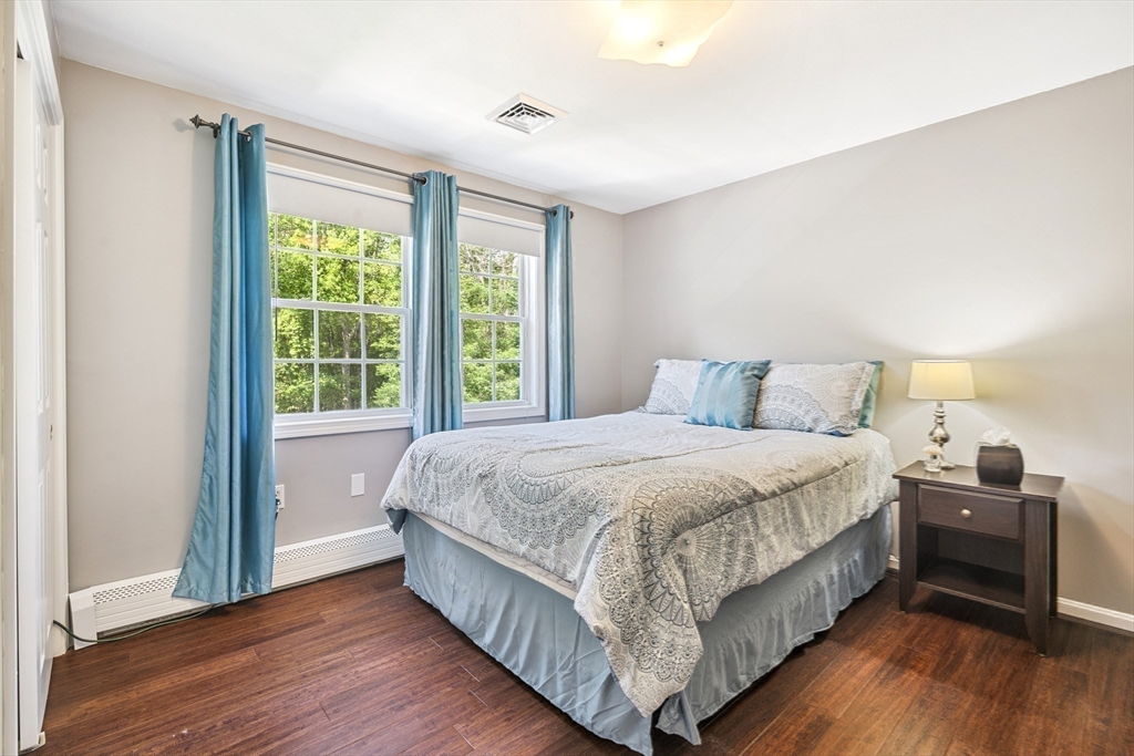 Methuen, Massachusetts 01844, United States, 4 Bedrooms Bedrooms, ,3 BathroomsBathrooms,Residential,Active,167349