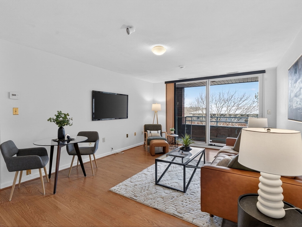 50 Watertown St 401