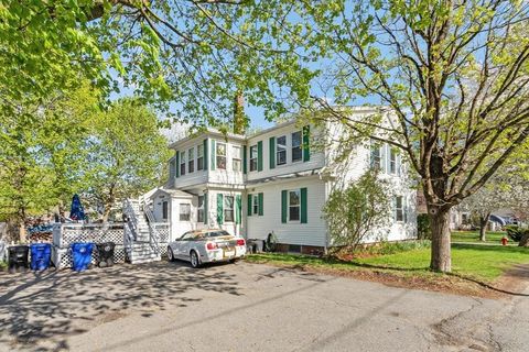 28 Chapel St Shirley MA 01464