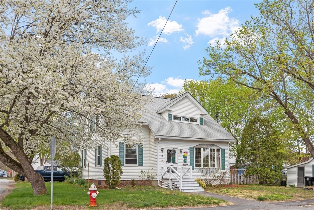 28 Chapel St