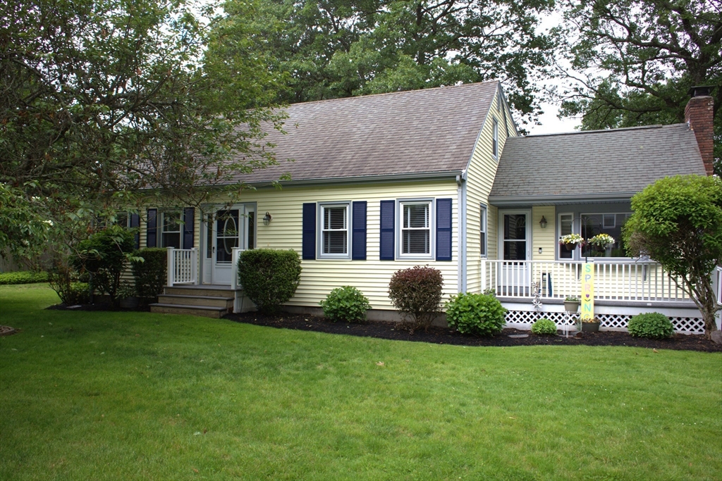 6 Jeffrey Ln