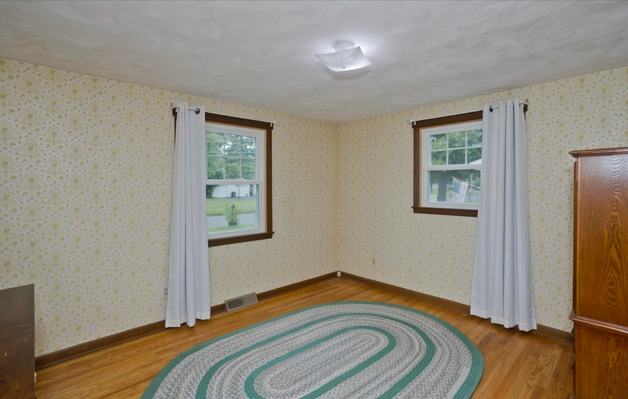 539 Dutchess St, Springfield, MA, 539 Dutchess St, Springfield, MA Photo #17