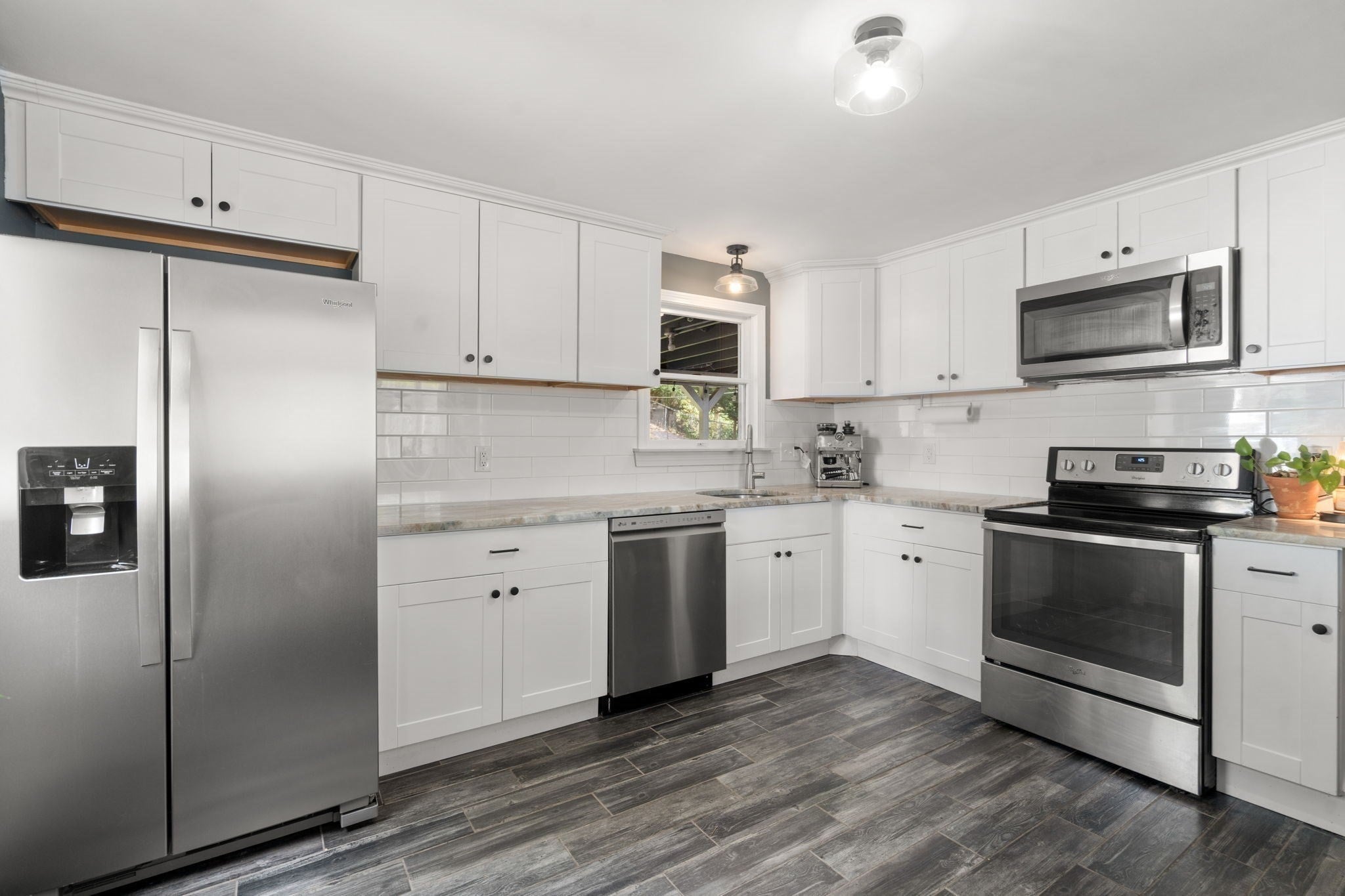 27 Harvard Ave, Methuen, MA Photo #10