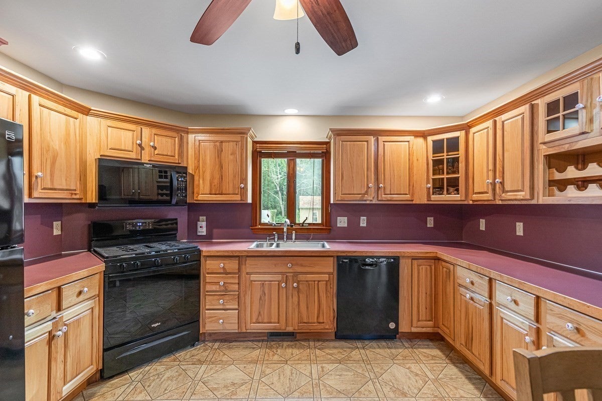 131 Elm Street, Seekonk, MA Photo #13