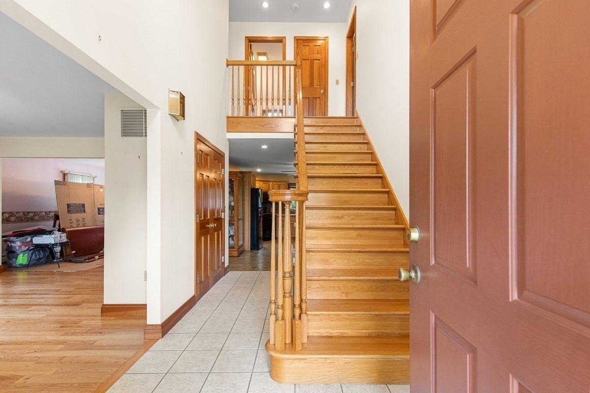 131 Elm Street, Seekonk, MA Photo #16