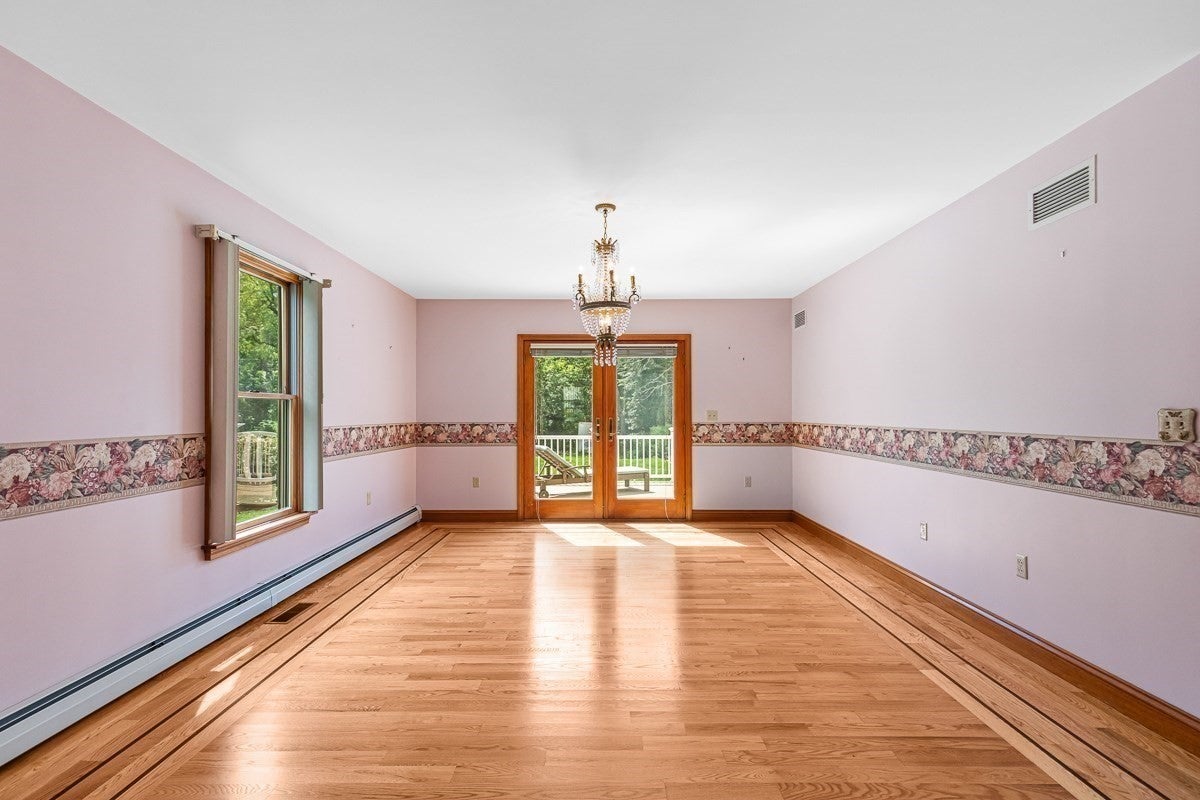 131 Elm Street, Seekonk, MA Photo #11