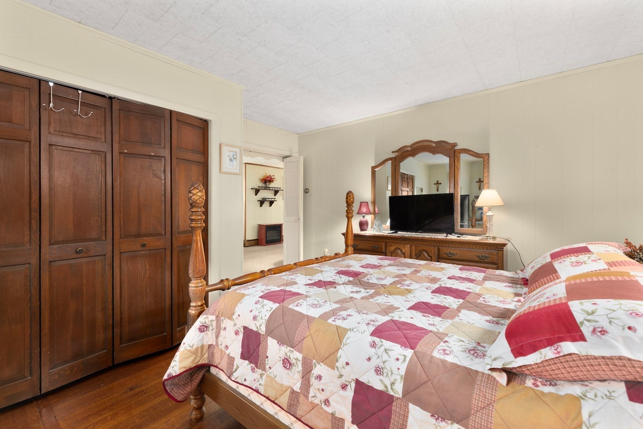 109 Barre Street, Fall River, MA, 109 Barre Street, Fall River, MA Photo #7