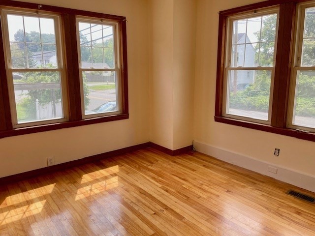 259 Massasoit Rd