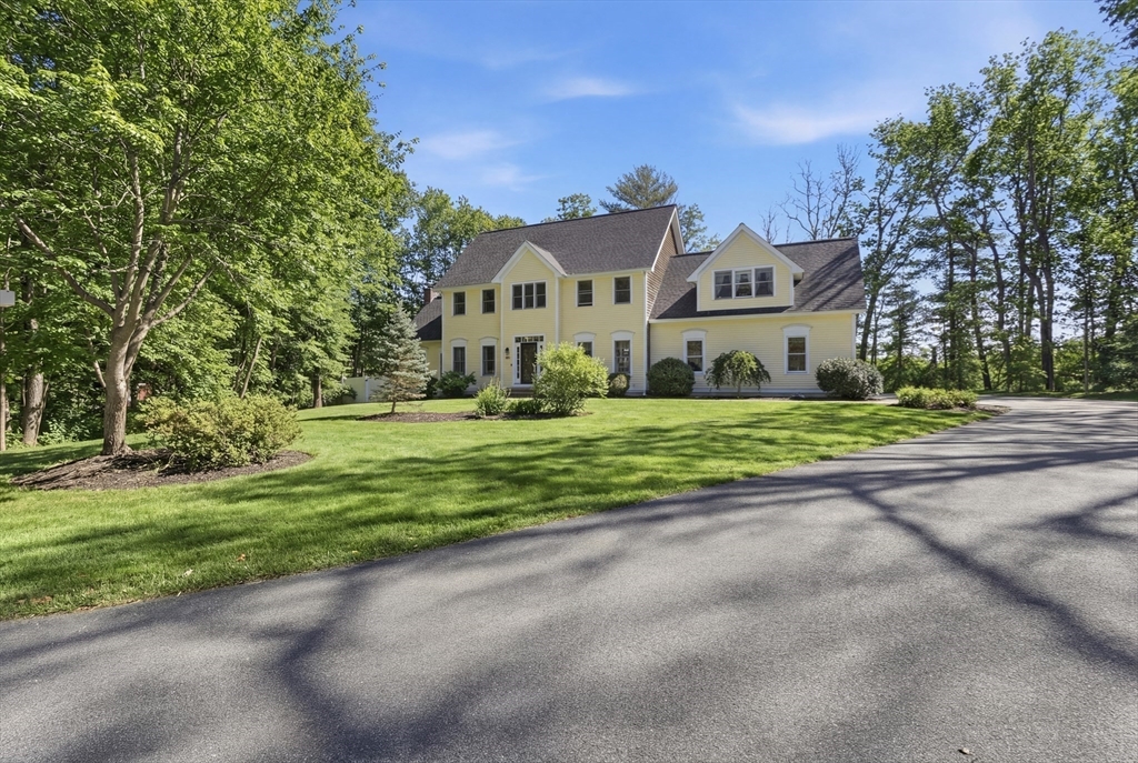 85 Cedar Crest Dr, Bridgewater, MA Photo #2