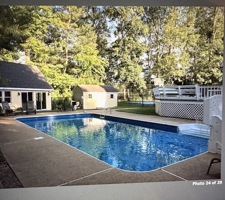 85 Cedar Crest Dr, Bridgewater, MA Photo #4