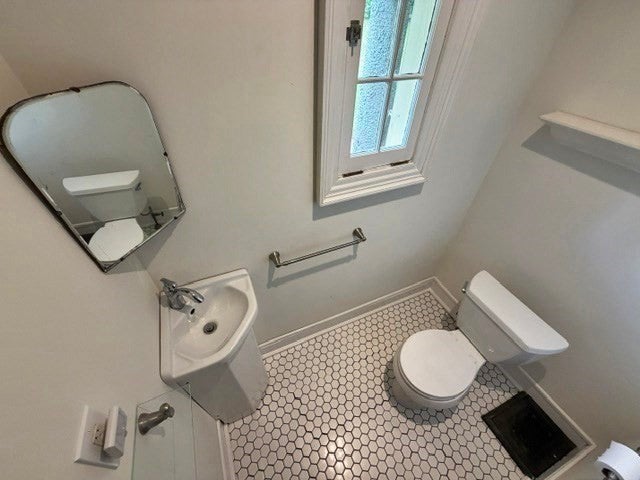 230 North Main ST, Northampton, MA Photo #16