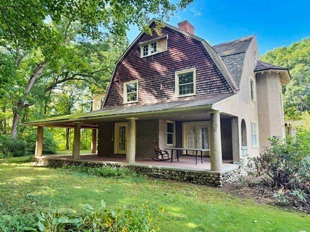 230 North Main