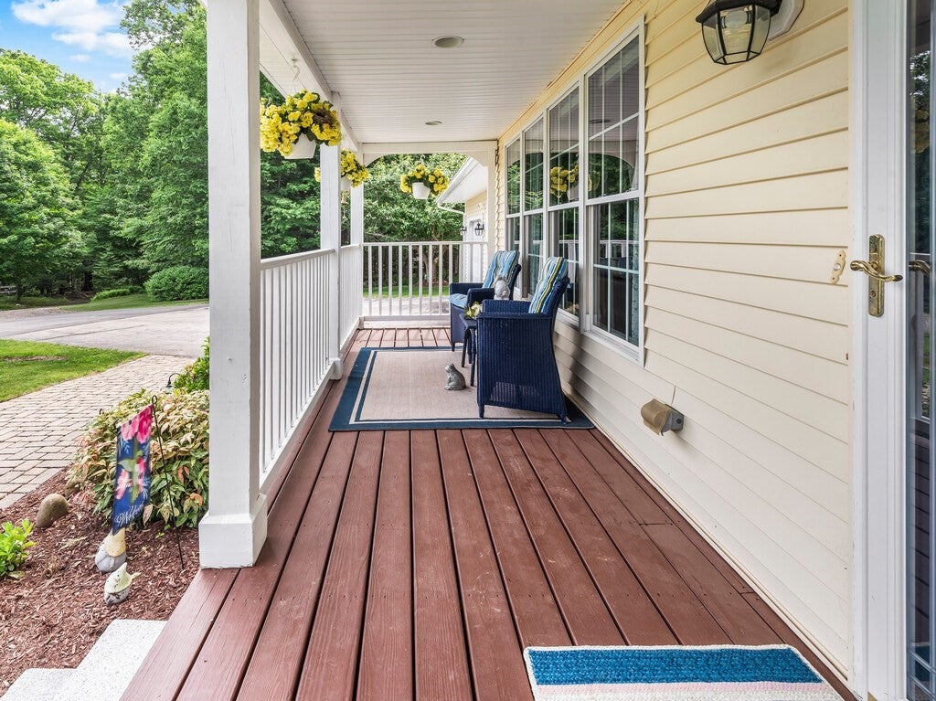 18-A Ackley Dr