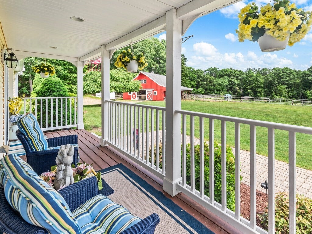 18-A Ackley Dr