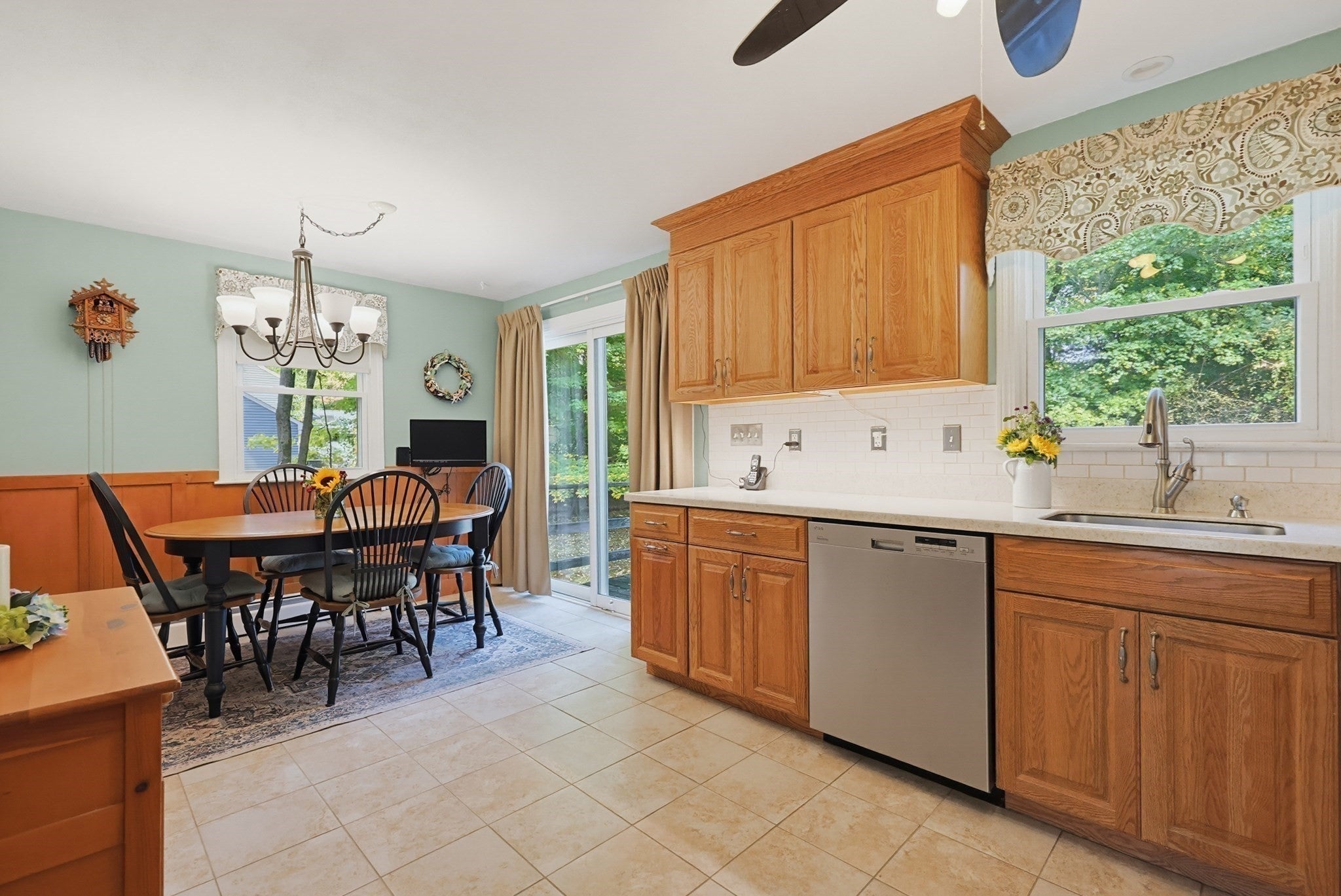 225 Oak ST, Franklin, MA, 225 Oak ST, Franklin, MA Photo #9