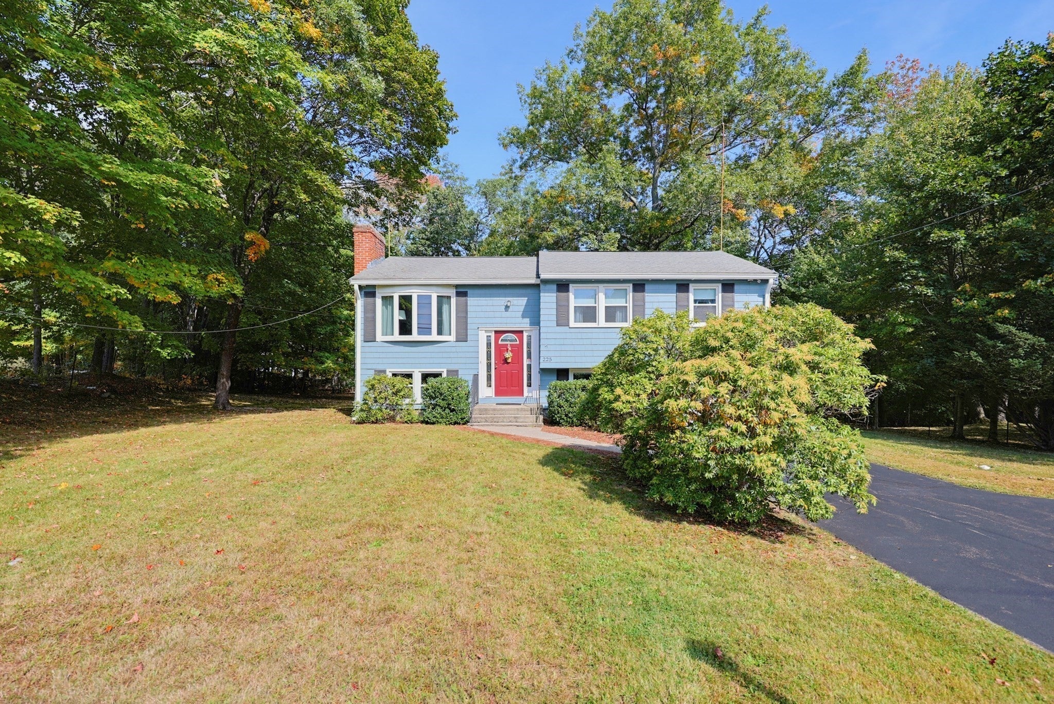 225 Oak ST, Franklin, MA, 225 Oak ST, Franklin, MA Photo #3