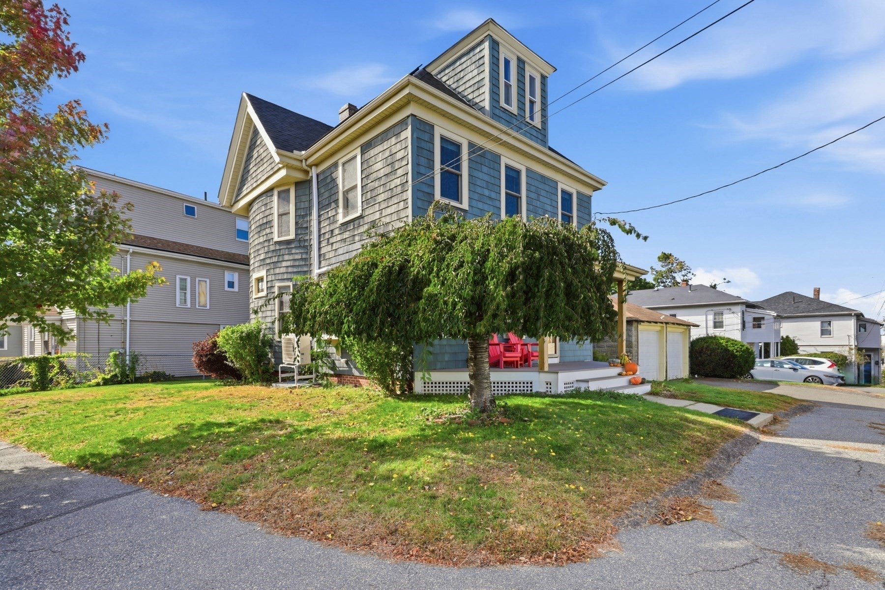 17 Greenwood St