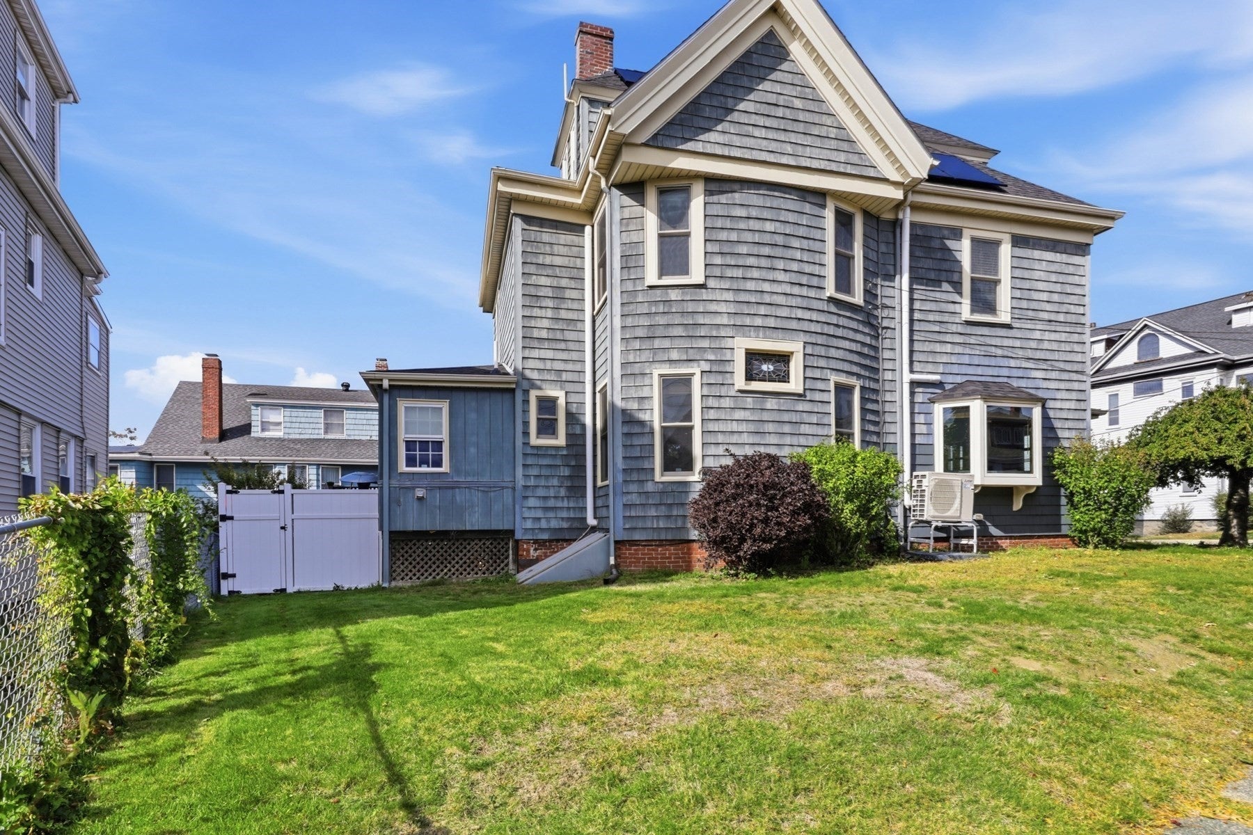 17 Greenwood St, Medford, MA Photo #31