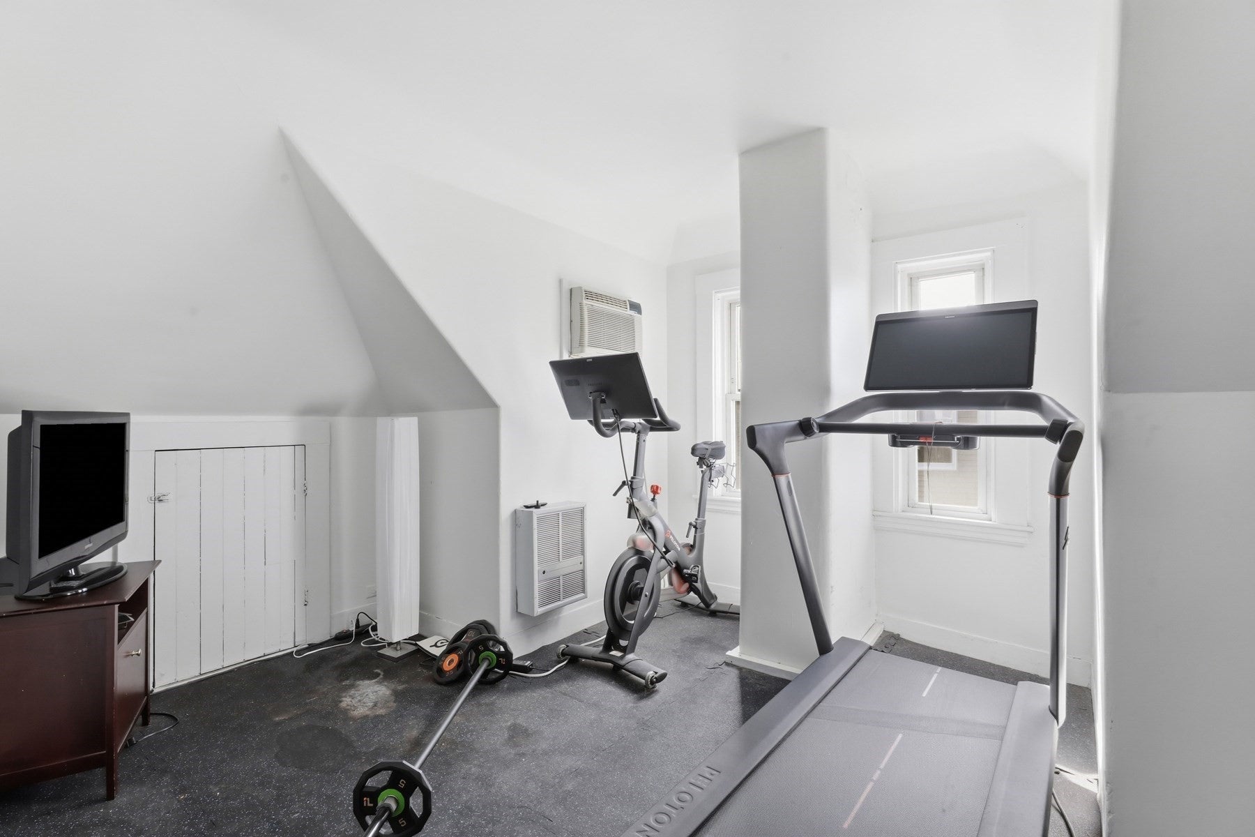 17 Greenwood St, Medford, MA Photo #28
