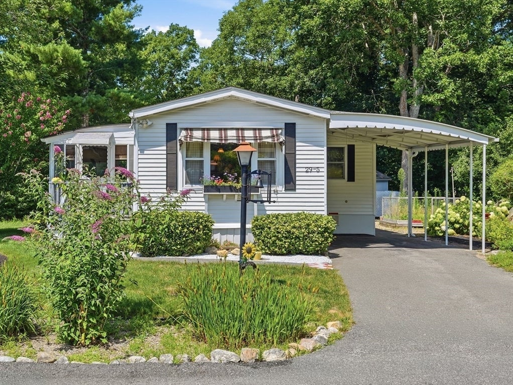 29-5 South Meadow Village