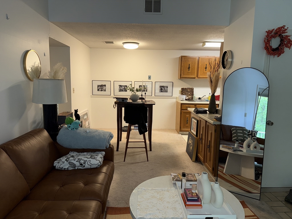2 Squire Ct 8