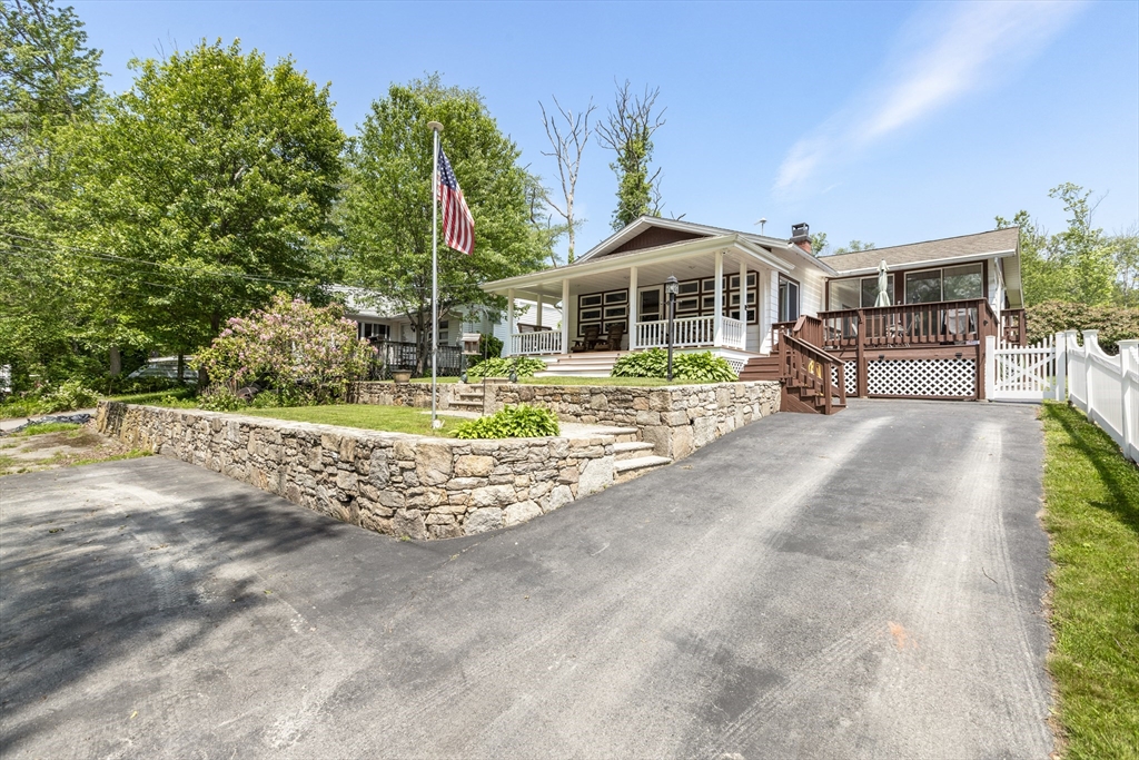 60 Shore Road