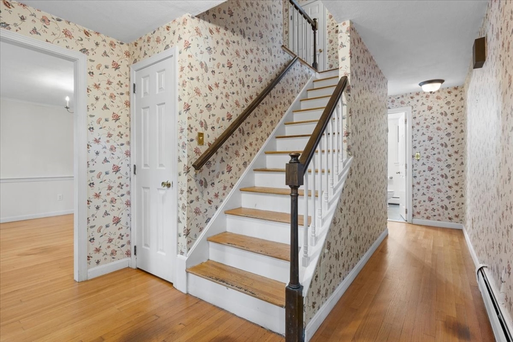 16 Lee Rd