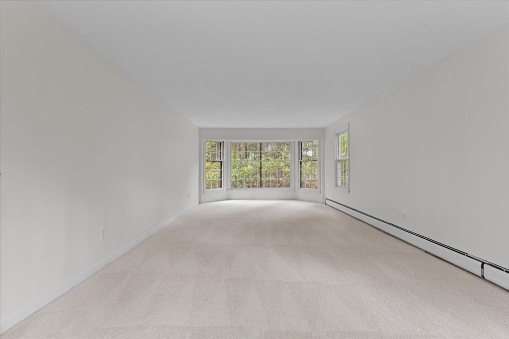 16 Lee Rd