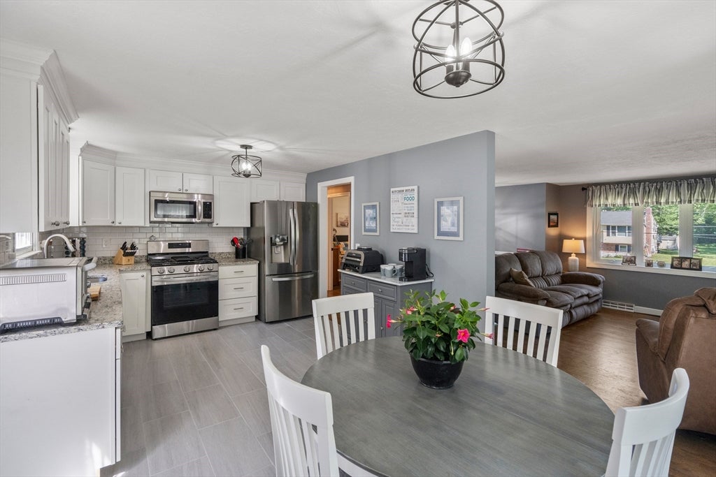 14 Kendall Park