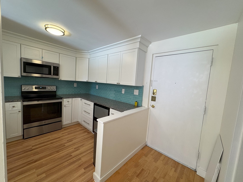 1321 Worcester Rd 307