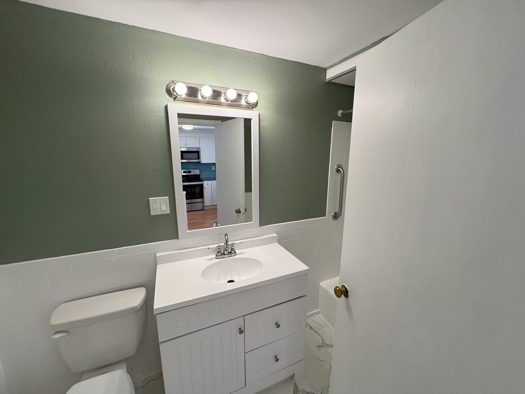 1321 Worcester Rd 307